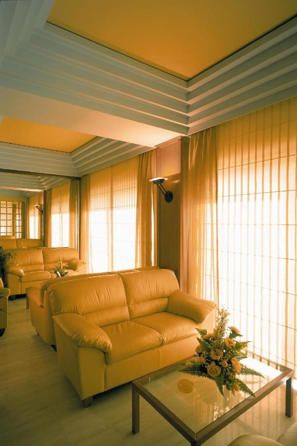 Hotel Marion لوتراكي المظهر الخارجي الصورة
